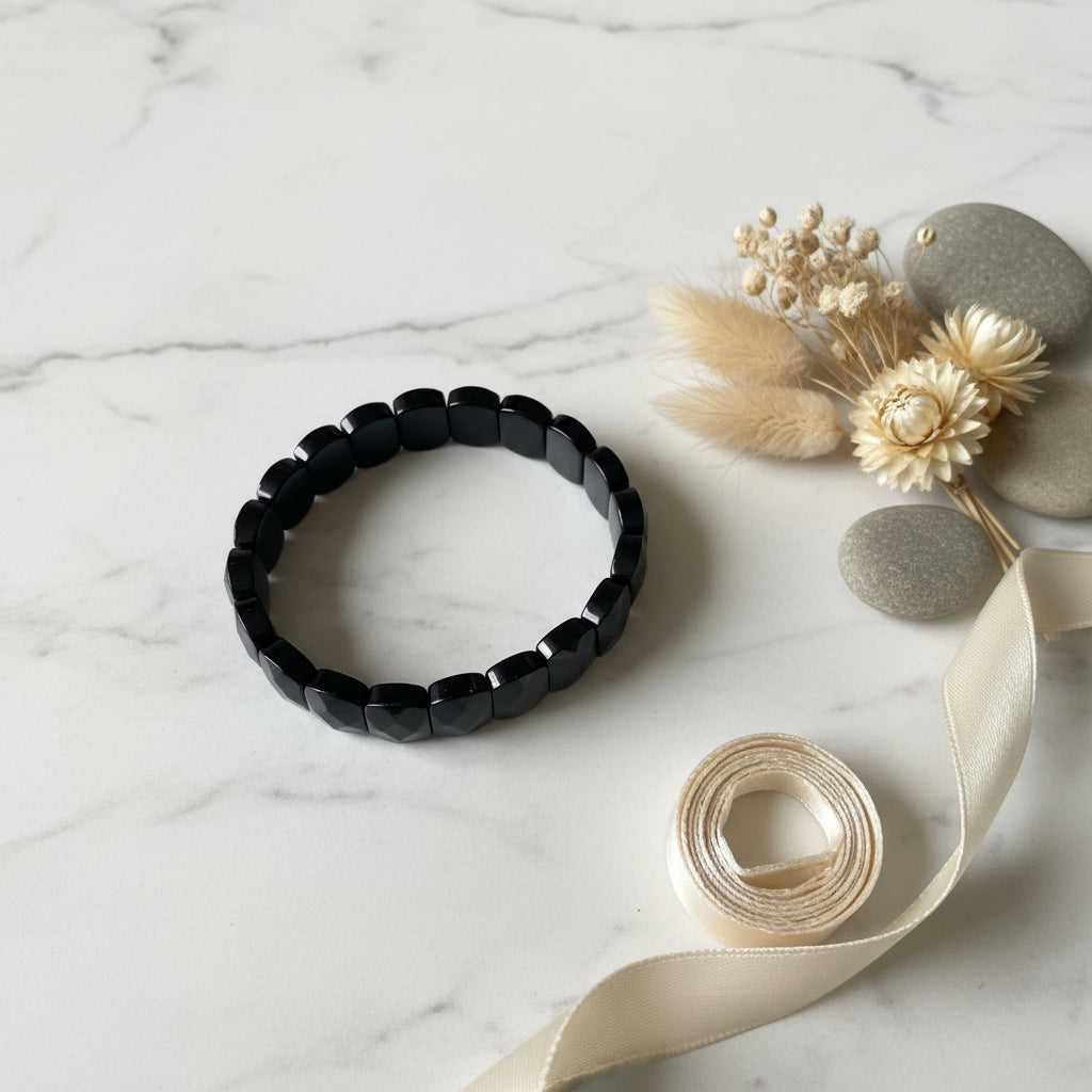 Bracelet élastique noir – Accessoire sobre, élégant et confortable